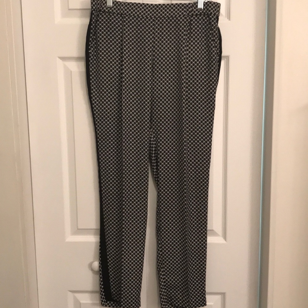 Black and White Skinny Pants